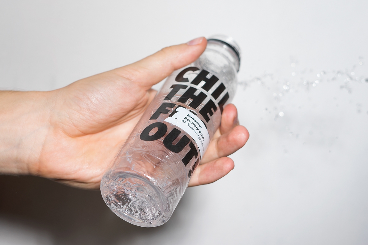 還在為喝酒頭暈而煩惱嗎？全新醒酒飲料產(chǎn)品及其品牌包裝設(shè)計(jì)。